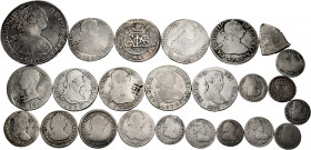 Lot of 24 silver coins of the Spanish Monarchy, different modules, mints and kings. TO EXAMINE. F/Almost VF. Est...200,00. 

Spanish Description: Lo...