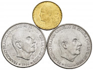 Lot of 3 coins, 100 pesetas 1966*19-68 (2) and 1 peseta 1937. TO EXAMINE. XF/AU. Est...30,00. 

Spanish Description: Lote de 3 monedas, 100 pesetas ...