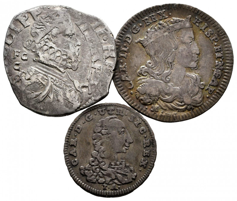 Lot of 3 coins of Naples silver, 1 of 1/2 carlino (1759) and 2 of 1 carlino (162...