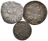 Lot of 3 coins of Naples silver, 1 of 1/2 carlino (1759) and 2 of 1 carlino (1621, 1699). TO EXAMINE. Almost VF/VF. Est...80,00. 

Spanish Descripti...