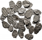 Lot of 30 Russian coins of 1 kopeck of Peter I. TO EXAMINE. Almost VF/VF. Est...100,00. 

Spanish Description: Lote de 30 monedas rusas de 1 kopeck ...