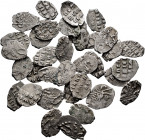 Lot of 36 Russian coins of 1 kopeck of Peter I. TO EXAMINE. Almost VF/VF. Est...120,00. 

Spanish Description: Lote de 36 monedas rusas de 1 kopeck ...