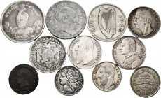 Lot of 11 different world coins, all silver except one copper and one aluminium coin. TO EXAMINE. Est...120,00. 

Spanish Description: Lote de 11 mo...