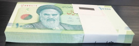 Iran, 10.000 Rials, 2017, UNC, p159, BUNDLE
(Total 100 consecutive banknotes)
Estimate: USD 30-60