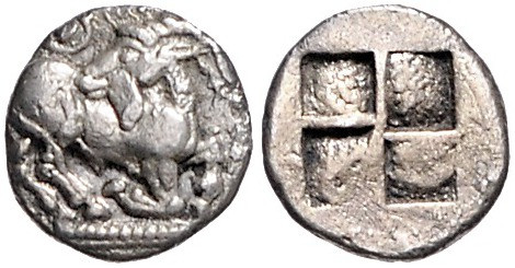 GRIECHENLAND, MAKEDONIEN / Stadt Aigai, AR Trihemiobol (500-480 v.Chr.). Kniende...