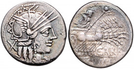 RÖMISCHE REPUBLIK, M. Carbo, 122 v.Chr., AR Denar. Behelmter Romakopf r., dahinter X. Rs.Jupiter in Quadriga r., CARB, ROMA. 3,77g.
ss
Alb.1040; Cra...