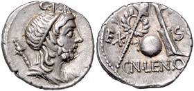RÖMISCHE REPUBLIK, Cn. Lentulus, 76-75 v.Chr., AR Denar. Kopf des Genius Populi Romani mit Zepter r. Rs.Zepter mit Kranz, Globus und Steuerruder. 3,91...