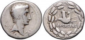 RÖMISCHES REICH, Augustus, 27 v.-14 n.Chr., AR Cistophor (25 v.Chr.), Ionien, Stadt Ephesos. Barhäupt. Kopf r. Rs.Capricorn mit Füllhorn r. 11,09g.
f...