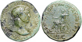 RÖMISCHES REICH, Trajan, 98-117, AE Sesterz 108-110, Rom. Belorb. Büste mit leichter Drapierung r. Rs.Roma sitzt l. auf Waffenhaufen mit Speer und Vic...