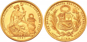 Peru 50 Soles Oro 1967
KM# 230; Gold (.900), 23.41g. Mintage 5805. UNC.