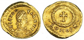 AELIA EUDOCIA, esposa de Teodosio II. Tremissis. Constantinópolis (430). A/ Busto drapeado a der. con peinado diademado y perlado. R/ Cruz dentro de c...