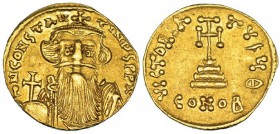 CONSTANTE II. Sólido. Constantinopla, IB entrelazadas (651-654). R/ Cruz sobre tres escalones. SBB-956. Grafitos. EBC-.