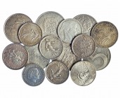 15 monedas de plata: tamaño duro (6) y 1/2 duro (9). MBC+/SC.