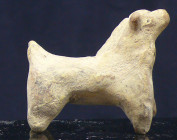 Moyen-orient - Animal en terre cuite - 1500 / 1000 av. J.-C.
Petit animal en terre cuite de couleur beige. 47 mm.