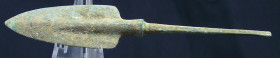 Luristan - Pointe de flèche en bronze - 1000 / 800 av. J.-C.
Belle et grande pointe de flèche avec un beau tranchant. Belle patine vert olive. 120 * ...