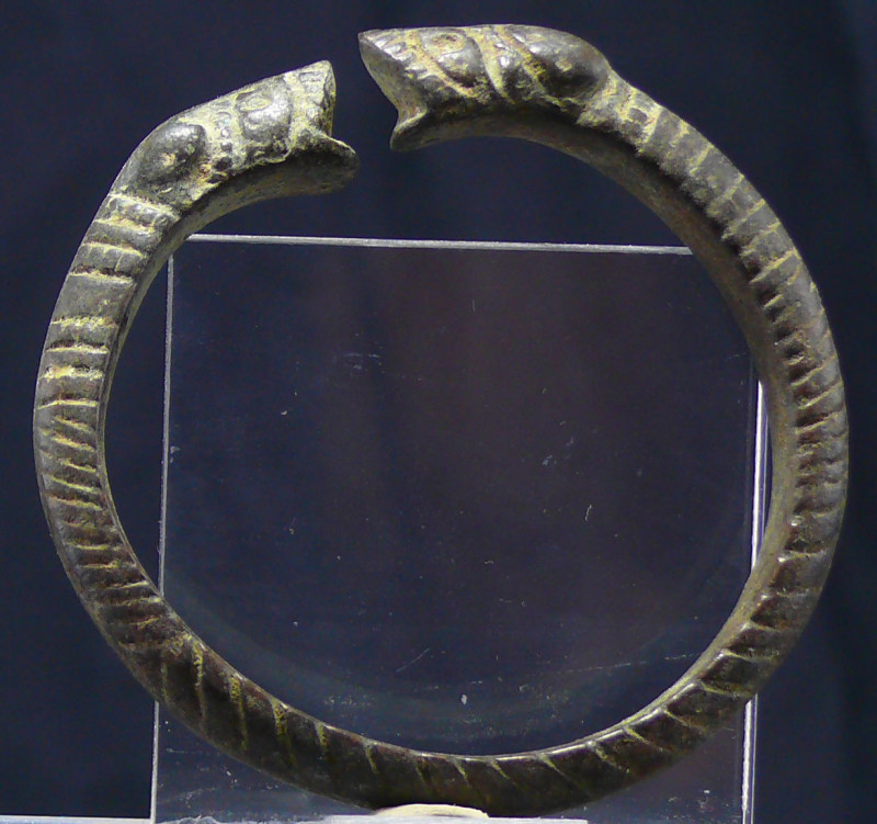 Iran - Achéménide - Bracelet en bronze - 600 / 500 av. J.-C.
Bracelet en bronze...
