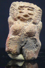 Précolombien - Equateur - Valdivia - Statuette en terre cuite - 3000 / 2000 av. J.-C.
Petite statuette valdivia représentant une femme debout. Restau...