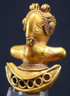 Précolombien - Civilisation Tairona ou Kogi (Equateur) - Pélican - 1000 / 1600 ap. J.-C.
Belle statuette en tumbaga représentant un pélican assis sur...