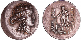 Thrace - Thasos - Tétradrachme (après 146 av. J.-C.)
A/ Anépigraphe. Tête de Dionysos à droite. 
R/ ΗΡΑΚΛΕΟΥΣ / ΣΩTΗΡΟΣ / ΘΑΣΙΩΝ. Héraclès nu a gauc...