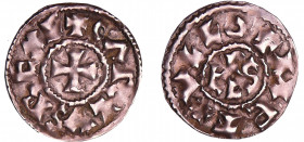 Charles II Le Chauve (840-877) - Denier (Melle)
A/ + CAROLVS REX F Croix.
R/ + MET+VLLO Monogramme de Karolus.
TTB
Nou.41-Dey.606-MG.1064-Prou.699...