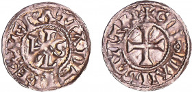 Charles II Le Chauve (840-877) - Denier (Le Mans)
A/ + GRATIA D-I REX Monogramme de Karolus.
R/ + CINOMANIS CIVITAS Croix.
TTB+
Nou.146c-Dep.559-P...