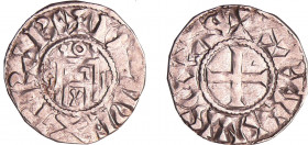 Philippe 1er (1060-1108) - Denier d'Orléans 2ème type
A/ + D-I DE PHILIPVS. Porte accostée de NE, EX avec O au-dessus et TR à l'intérieur. 
R/ + AVR...