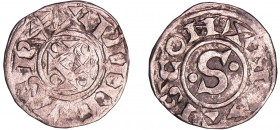 Philippe 1er (1060-1108) - Denier de Mâcon
A/ + PIIIPVS RX. Croix avec losange évidé en cœur, cantonnée de quatre globules. 
R/ + MATISCON. Grand S ...