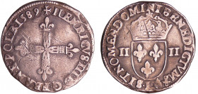 Henri III (1574-1589) - Quart d'écu - 1589 L (Bayonne)
A/ + HENRICVS. III. D. G FRAN. ET. POL. R 1589. Croix fleurdelisée. 
R/ + SIT NOMEN DOMINI BE...