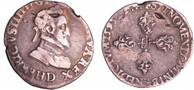 Henri IV (1589-1610) - Demi-franc -1595 D (Lyon)
A/ + HENRICVS. IIII. D. G. [FRAN. ET. NA]VA. REX Buste lauré et cuirassé à droite, au col plat. Lett...