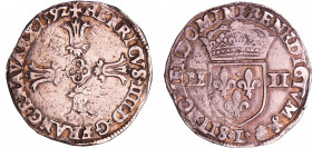 Henri IV (1589-1610) - Quart d'écu croix feuillue - 1592 L (Bayonne)
A/ + HENRICVS. IIII. D. G. FRANC. E. NAVA. RX 1592. Croix feuillue avec quadrilo...