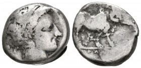 CAMPANIA, Neapolis. Didracma. (Ar. 7,16g/18mm). 300-275 a.C. (HN Italy 579). Anv: Cabeza de ninfa a derecha. Rev: Toro con cabeza de hombre a derecha,...