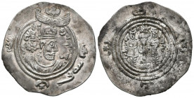 IMPERIO SASANIDA, Khusro II. Dracma. (Ar. 4,06g/32mm). (Mitchiner 1127). Anv: Busto con casco y coraza a derecha, dentro de roel. Rev: Altar con fuego...