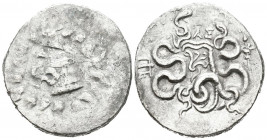 MISIA, Pérgamo. Cistóforo. (Ar. 11,82g/28mm). 123-104 a.C. (SNG BN 1714). Anv: Cista mística con una serpiente, rodeada de corona de yedra. Rev: Dos s...