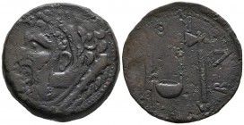 GADES (Cádiz). Sestercio. (Ae. 43,53g/37mm). 27 a.C.-14 d.C. (FAB-1364). Anv: Cabeza de Hércules a izquierda, detrás clava. Rev: Cuchillo, símpulo y h...