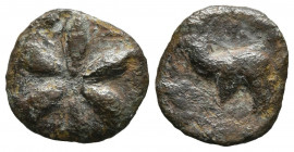 INCIERTAS DE LA ULTERIOR. Ae13. (Ae. 1,14g/13mm). (Villaronga 2). Anv: Estrella. Rev. ¿Arado?. MBC.