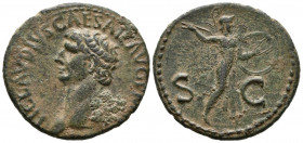 CLAUDIO I. As. (Ae. 10,05g/27mm). 41-50 d.C. Roma. (RIC 100). Anv: Cabeza de Claudio I a izquierda, alrededor leyenda: TI CLAVDIVS CAESAR AVG P M TR P...