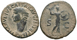 CLAUDIO I. As. (Ae. 9,18g/24mm). 41-50 d.C. Roma. (RIC 100). Anv: Cabeza de Claudio I a izquierda, alrededor leyenda: TI CLAVDIVS CAESAR AVG P M TR P ...