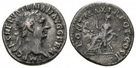 TRAJANO. Denario. (Ar. 2,71g/18mm). 98-99 d.C. Roma. (RIC 11). Anv: Cabeza laureada de Trajano a derecha, alrededor leyenda: IMP CAES NERVA TRAIAN AVG...