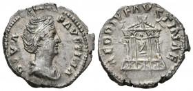 FAUSTINA I. Denario. (Ar. 3,05g/18mm). 140-141 d.C. Roma. (RIC 343). Anv: Cabeza diademada y drapeada de Faustina I a derecha, alrededor leyenda: DIVA...