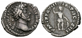 MARCO AURELIO. Denario (Ar. 3,19g/17mm). 172 d.C. Roma. (RIC 120var). Anv: Cabeza laureada de Marco Aurelio a derecha, alrededor leyenda: ANTONINVS AV...