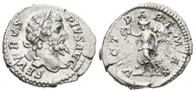 SEPTIMIO SEVERO. Denario. (Ar. 3,25g/19mm). 202-210 d.C. Roma. (RIC 295). Anv: Cabeza laureada de Septimio Severo, alrededor leyenda: SEVERVS PIVS AVG...