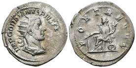 GORDIANO III. Antoniniano. (Ar. 3,18g/24mm). 243-244 d.C. Roma. (RIC 143). Anv: Busto radiado y drapeado de Gordiano III a derecha, alrededor leyenda:...
