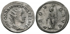 GORDIANO III. Antoniniano. (Ar. 4,10g/22mm). 240 d.C. Roma. (RIC 148). Anv: Busto radiado y drapeado de Gordiano III a derecha, alrededor leyenda: IMP...