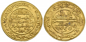 ALMORAVIDES, Tashfin bin Ali (537-540H). Dinar. (Au. 4,13g/26mm). 537H. Marrakesh. (Vives no cita; Hazard 411). MBC+.