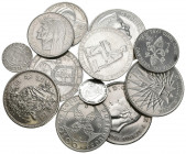 EXTRANJERAS. Bonito e interesante conjunto formado por 13 monedas de plata de diferentes países, fechas y módulos. Alto nivel de conservación en gener...