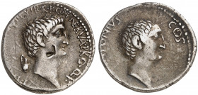 RÖMISCHE MÜNZEN. RÖMISCHE REPUBLIK. Marcus Antonius. 
Denar, 41 v. Chr., Heeresmzst. Köpfe von Marcus Antonius, dahinter Krug und seinem Bruder Luciu...