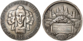 EUROPA. FRANKREICH. III. République, 1871-1940. 
Silberne Preismedaille 1931 (von R. Bénard, 68,1 mm), auf die Kolonialausstellung in Paris. Brustbil...
