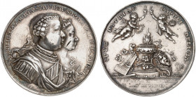 PREUSSEN. Friedrich II., "der Große", 1740-1786. 
Silbermedaille 1767 (von G. van Moelingen, 36,6 mm), auf die Vermählung seiner Nichte Friederike So...
