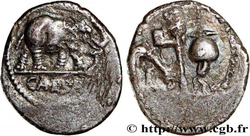 JULIUS CAESAR
Type : Denier 
Date : 49 AC. 
Mint name / Town : Gaule ou Italie 
...