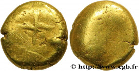 SENONES (Area of Sens)
Type : Statère globulaire à la croix 
Date : c. 100-80 AC. 
Metal : gold 
Diameter : 14  mm
Weight : 7,55  g.
Rarity : R1 
Obve...